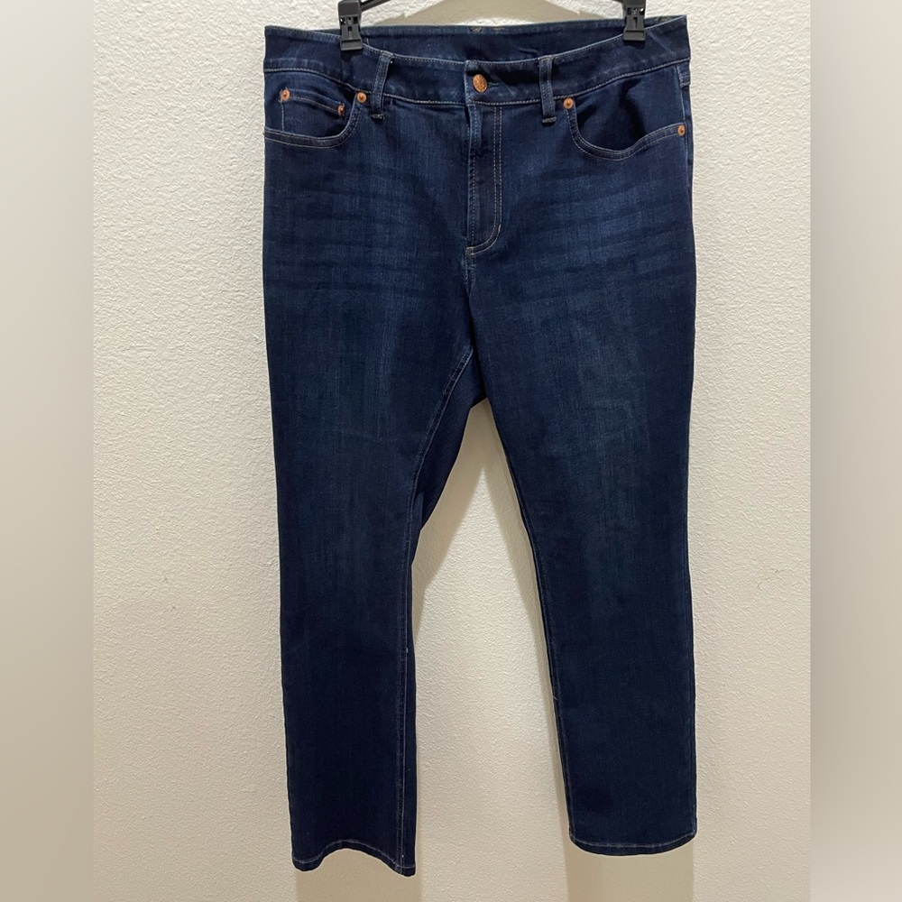 LL Bean BeanFlex women’s jeans 14 P straight leg favorite fit